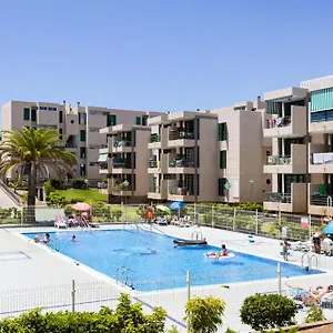 Three Spacious 150m From The Americas Promenade Apartment